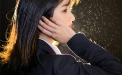 疯狂揉小泬到失禁高潮漫画